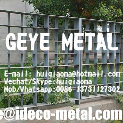 الصين ضغط قفل الحديد شريط شباك السياج، محيط السور الأمني العالي شباك الحراسة للسجن المزود