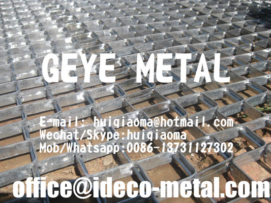 الصين 201 سجادات الجاذبية من الفولاذ المقاوم للصدأ للمساحة الماسية للمساحة، الزراعة الزائدة على العشب، الشاشات الجاذبية العليا، مضادة للصدأ المزود