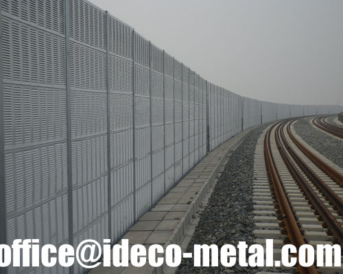 جدران السياج الصوتي المسمم المثقوب بالمعدن المزود