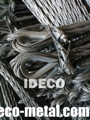 مسامير من الفولاذ المقاوم للصدأ المزود